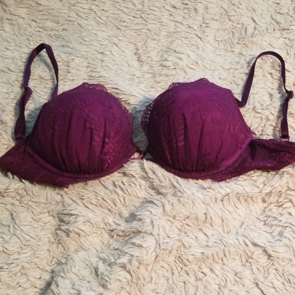 Victoria's secret purple lace miraculous push up
